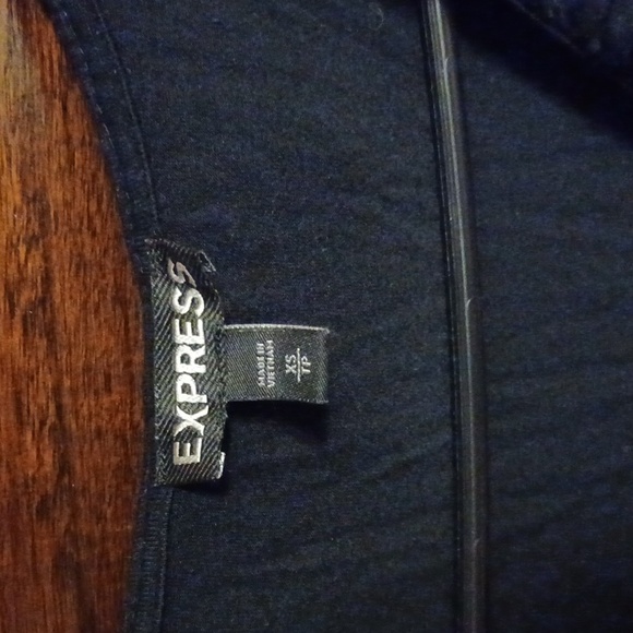 Express Ruffle Tank Top - Picture 3 of 3